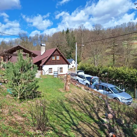 Casa de Férias Pyšná Chaloupka V Podkrkonoší *