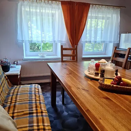 Pyšná Chaloupka V Podkrkonoší